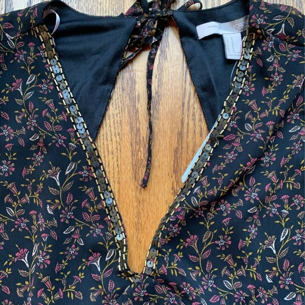 Forever 21 Contemporary Womens A Line Dress Black Floral Tie Embellished M New - Picture 2 of 7